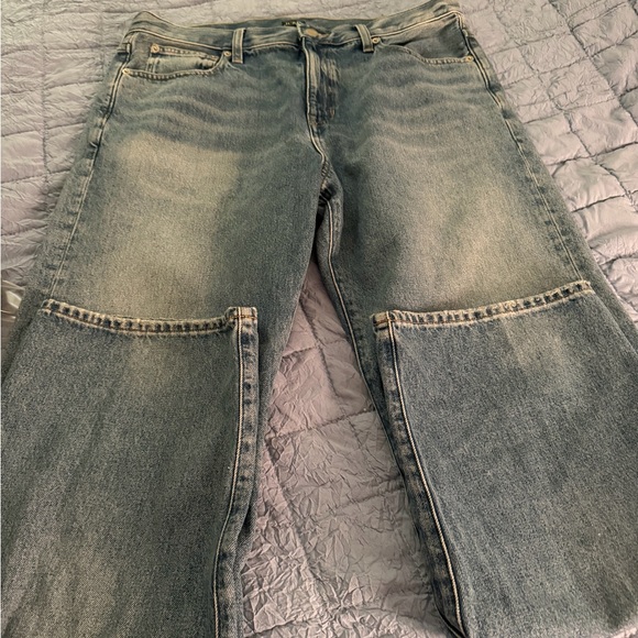 J. Crew Women’s Wide Leg Jeans.  Women’s Size 30 - Picture 2 of 5